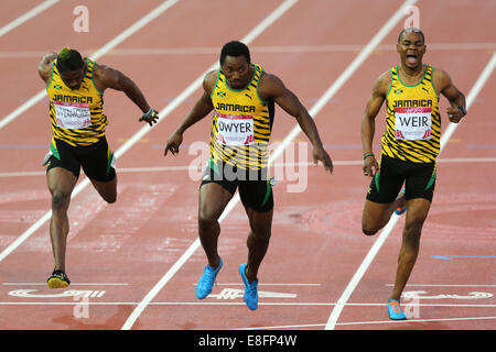 Clean Sweep pour la Jamaïque ! Rasheed Dwyer (JAM) remporte la médaille d'or. Warren Weir(JAM) Médaille d'argent et Jason Livermore (JAM) Bronze Banque D'Images