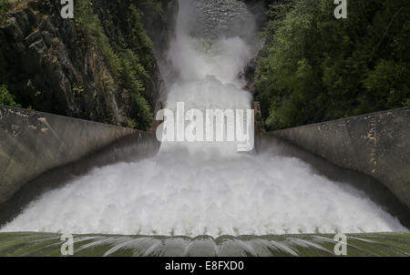 Canada, Vancouver Nord, barrage Cleveland, Cascade Banque D'Images