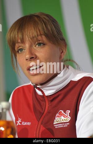 Le porte-drapeau pour la cérémonie de clôture, Kate Richardson-Walsh, Angleterre le hockey. Conférence de presse de l'équipe Angleterre - salle de conférence SECC Banque D'Images