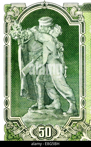 Détail d'un état tchécoslovaque 1953 50 / billet de Korun 'confrérie' statue par Karl Pokorny en Vrchlického sady Banque D'Images