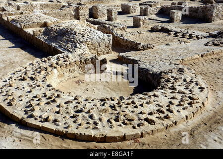 Fouilles de Dilmun-ère ruines à la Fort de Bahreïn site archéologique, Royaume de Bahreïn Banque D'Images