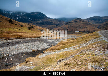 Coniston Coppermines Auberge de jeunesse situé sur les collines au-dessus du village de Coniston dans le Parc National de Lake District Banque D'Images