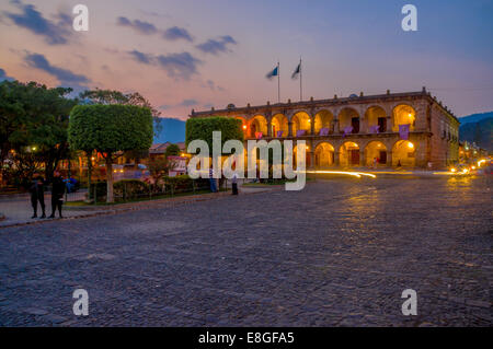 Bâtiment Baroque à main square plaza Antigua Guatemala Banque D'Images