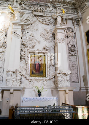 Vue intérieure de Saint Pierre et Saint Paul's. ChurchŠv apaštalų Petro ir Povilo bažnyčia, à Vilnius, Lituanie Banque D'Images