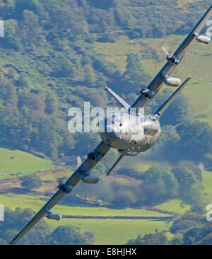 MC-130H Combat Talon bas niveau USAFE battant la formation au Pays de Galles Banque D'Images