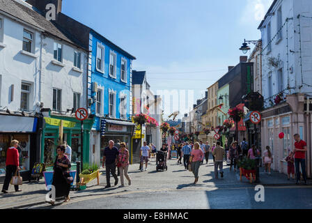 Boutiques sur Michael Street dans le centre-ville, la ville de Waterford, comté de Waterford, Irlande Banque D'Images