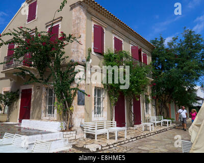 Une maison de pêcheur traditionnel dans le village historique de Fiscardo sur l'île de Céphalonie en Grèce Banque D'Images