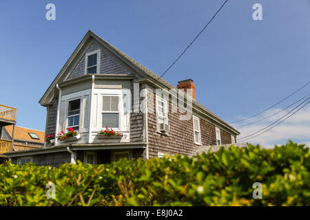 Les derniers étages d'une ancienne maison de bardeaux à Provincetown, Massachusetts, USA Banque D'Images