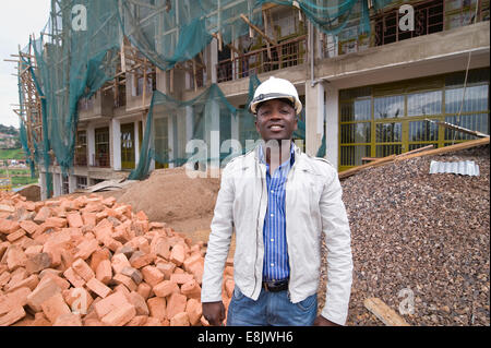 RWANDA, KIGALI : Il y a de nombreux chantiers de construction dans la capitale. Banque D'Images