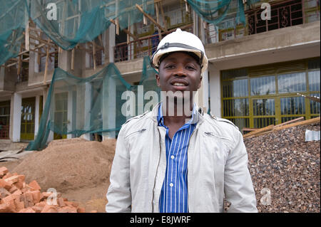 RWANDA, KIGALI : Il y a de nombreux chantiers de construction dans la capitale. Banque D'Images