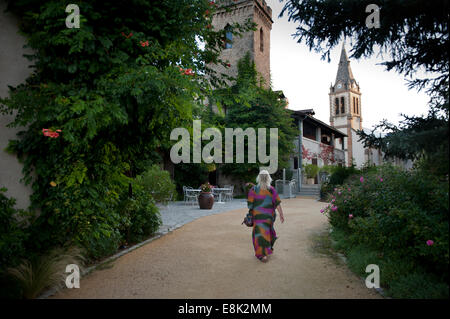 La France. Hôtel Chateau De Creissels dans le petit village de Peyre est une commune française, située dans le département de l'Aveyron dans le sud de la France Banque D'Images