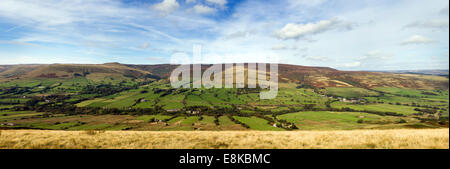 Avis de Mam Tor Derbyshire à l'égard du Scoutisme kinder Banque D'Images