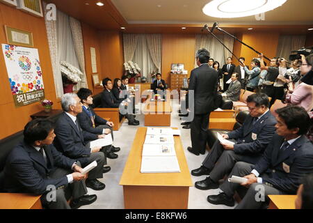 Tokyo, Japon. 9 octobre, 2014. Vue générale : Le Japon Délégation de 2014 Jeux Asiatiques d'Incheon visiter le ministère de l'éducation, de la Culture, des Sports, des sciences et de la technologie à Tokyo, au Japon . Banque D'Images