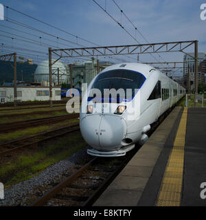 Japanese Express train station, Kyushu, au Japon. Banque D'Images