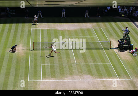 Lucie Safarova (CZE) vs Petra Kvitova (CZE), de Wimbledon 2014, Londres, Angleterre. Banque D'Images