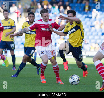 04/10/2014 FOOTBALL : Oxford United v Newport Catchline : FOOTBALL : United v Newport Longueur : dps Copy : Dave Pritchard Pic : Damian Halliwell Photo Banque D'Images