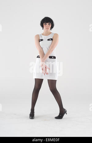 Woman in fancy dress costume de comédie en 1960, la mode et le costume drôle fou Banque D'Images