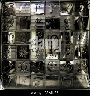 Joyeux Noël et bonnes fêtes du nouvel an illustration typographique festive, fond ou carte de voeux Banque D'Images