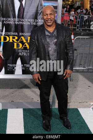 Première de "projet du Sommet mondial de l'Entertainment Day' au Regency Village Theatre avec : Mike Tyson Où : Los Angeles, California, United States Quand : 07 Avr 2014 Banque D'Images