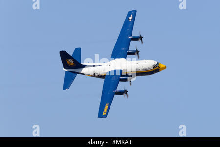 15 mars 2014 - U.S. Navy escadron de démonstration en vol, les Blue Angels, Marine Corps C-130 Hercules, affectueusement connu sous le nom de Banque D'Images