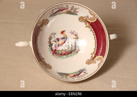 Myotts royal crown derby Golden Pheasant soup bowl Banque D'Images