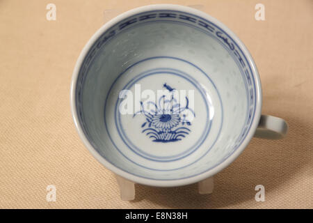 Oriental bleu blanc chine tasse Banque D'Images