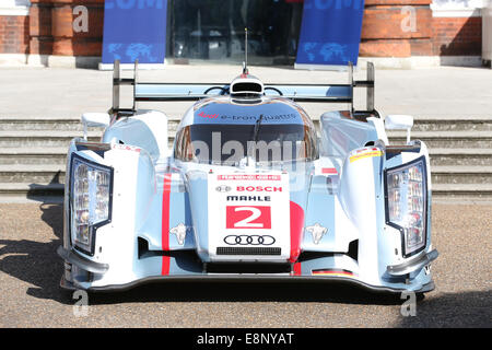 FIA World Endurance Championship - Londres Lancement de la première manche du Championnat FIA WEC, les 6 heures de Silverstone, en présence de Son Altesse Royale le Prince Michael et Son Altesse Royale la princesse Michael de Kent. Doté d''atmosphère : où : London, Royaume-Uni Quand : 09 Avr 2014 Banque D'Images