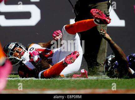 Tampa, FL, USA. 12 octobre, 2014. Tampa Bay Buccaneers Louis Murphy Jr. (18) captures d'une passe de touché de 3 verges du quart Mike Glennon (8) contre le Baltimore Ravens au cours du quatrième trimestre chez Raymond James Stadium de Tampa le dimanche. Credit : ZUMA Press, Inc/Alamy Live News Banque D'Images