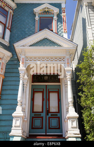 Porte d'une maison à Lower Pacific Heights, à San Francisco, Californie Banque D'Images