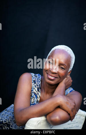Portrait of a senior woman smiling Banque D'Images