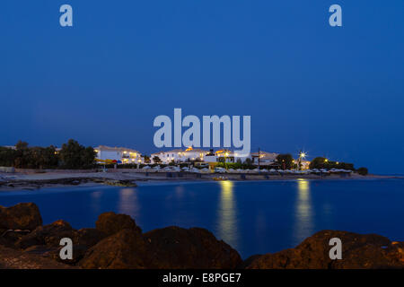 Temps avant l'aube sur le bord de la mer en Grèce Banque D'Images