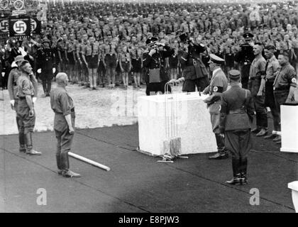 Rallye de Nuremberg 1937 à Nuremberg, Allemagne - lieux de rassemblement du parti nazi - pose de la pierre de fondation du stade allemand sur les lieux de rassemblement du parti nazi en présence d'Adolf Hitler le 09 septembre 1937. Fotoarchiv für Zeitgeschichtee - PAS DE SERVICE DE FIL – Banque D'Images