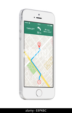 Vue de bas en haut en rotation à un angle léger moderne blanc téléphone intelligent avec la carte de navigation gps app avec itinéraire sur th Banque D'Images
