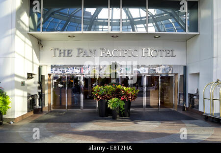 Entrée de l'hôtel Pan Pacific de Vancouver (C.-B.). Le Canada. Banque D'Images