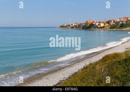 Plage sur la mer Noire, Türkeli, Sinop Province, Région de la mer Noire, la Turquie Banque D'Images