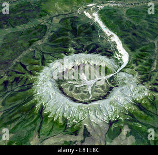 Kondyor massif, la Russie Ce n'est ni un cratère d'impact ni d'un volcan. C'est une intrusion circulaire parfait, à environ 10 km de diamètre Banque D'Images