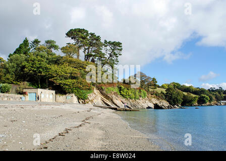 La plage privée à Trebah Gardens sur la rivière Helford à Cornwall, UK Banque D'Images