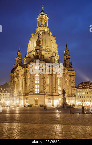 Frauenkirche et le Neumarkt, Dresde, Saxe, Allemagne Banque D'Images