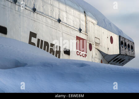 Une vue en gros plan d'une navette spatiale soviétique Bourane (Blizzard) en hiver Banque D'Images