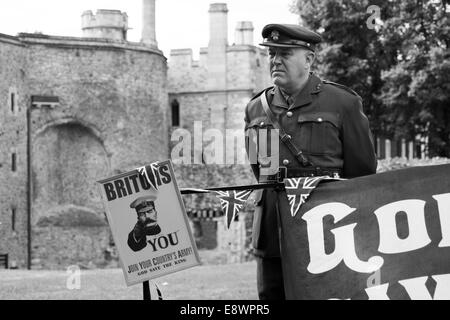 Une reconstitution de la première guerre mondiale à la Tour de Londres Banque D'Images