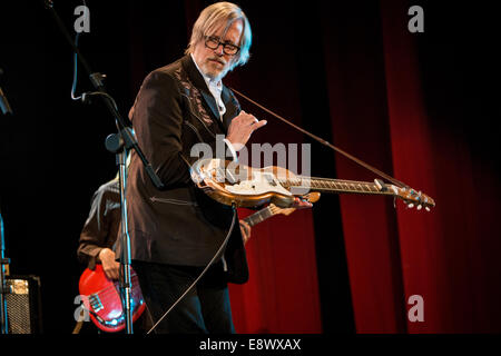 Borgomanero, Italie. 14 octobre, 2014. L'American roots rock band DELTA MOON effectue live au Teatro Rosmini Crédit : Rodolfo Sassano/Alamy Live News Banque D'Images