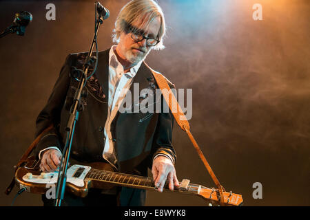 Borgomanero, Italie. 14 octobre, 2014. L'American roots rock band DELTA MOON effectue live au Teatro Rosmini Crédit : Rodolfo Sassano/Alamy Live News Banque D'Images