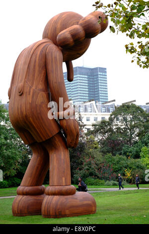 Londres, Royaume-Uni. 15 octobre, 2014. Londres 2014 frise. Petit mensonge , Kaws Crédit : Rachel/Megawhat Alamy Live News Banque D'Images