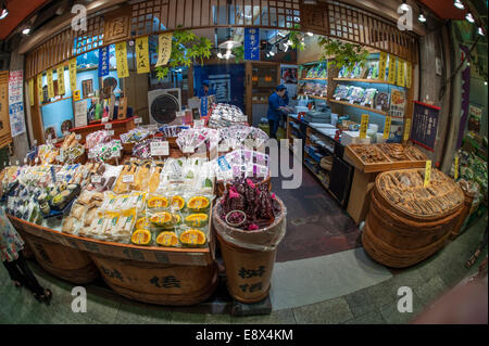 Marché Nishiki, Kyoto, Japon. Banque D'Images