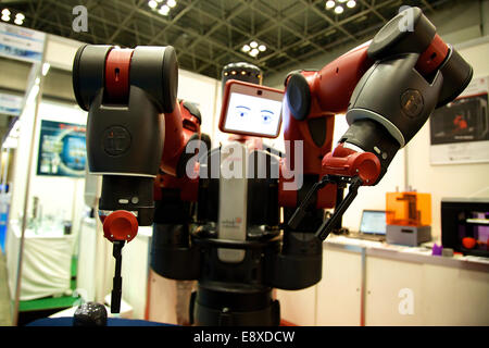 Tokyo, Japon. 16 octobre, 2014. Le robot de repenser 'Robotique' Baxter effectue au Japon la semaine Robot 2014 le 16 octobre 2014 à Tokyo, Japon. Les entreprises au Japon la semaine 2014 'Robot' ont exposé leurs derniers soins high-tech et de la vie des robots. L'édition 2014 du salon s'est déroulé du 15 au 19 octobre au Tokyo Big Sight. Credit : Rodrigo Reyes Marin/AFLO/Alamy Live News Banque D'Images