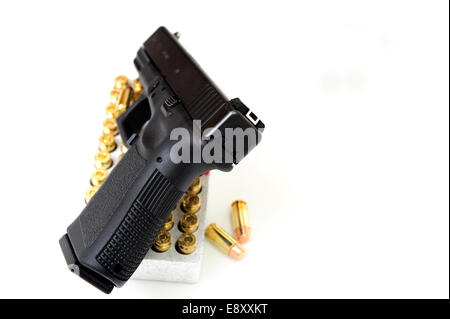Arme de poing de calibre 40 et des munitions Banque D'Images