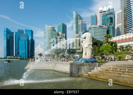 Le Merlion, symbole de la ville, à Singapour, en Asie Banque D'Images