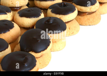 Les cookies dans le chocolat Banque D'Images