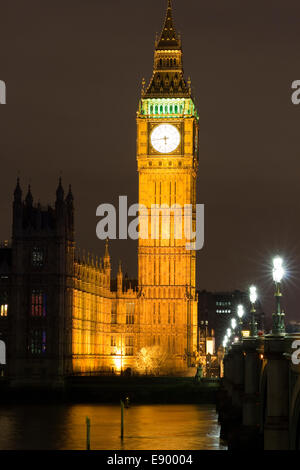 L'Elizabeth Tower, autrefois appelée la Tour de l'horloge, et souvent appelée Big Ben, à Londres, en Angleterre. Banque D'Images