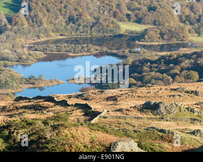 Vue aérienne Lake Road dans le Lake District, Cumbria, England, UK. Banque D'Images